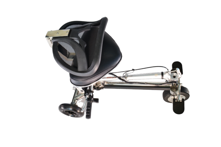 SmartScoot Lightweight Three Wheel Folding Electric Scooter - Image 4