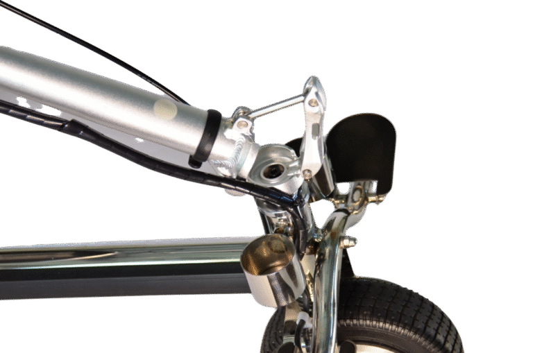 SmartScoot Lightweight Three Wheel Folding Electric Scooter - Image 15